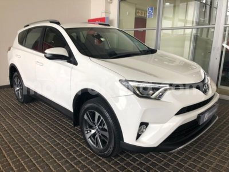Tenga Tsaru Toyota Rav4 Chena Mota In Bobonong In Central Motorokara