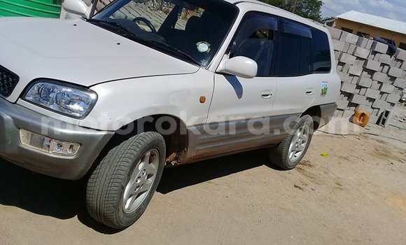 Tenga Tsaru Toyota RAV4 Sirivha Mota in Broadhurst in Gaborone Tenga Tsaru Toyota RAV4 Sirivha Mota in Broadhurst in Gaborone
