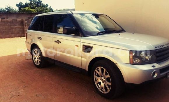 Buy Used Land Rover Range Rover Silver Car in Francistown in North-East Buy Used Land Rover Range Rover Silver Car in Francistown in North-East